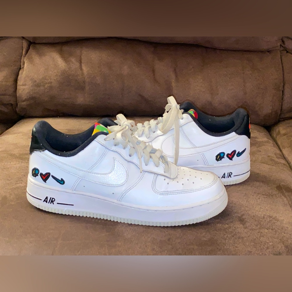 Nike Air Force 1 '07 LV8 3 Peace Love Nike Low Size 8